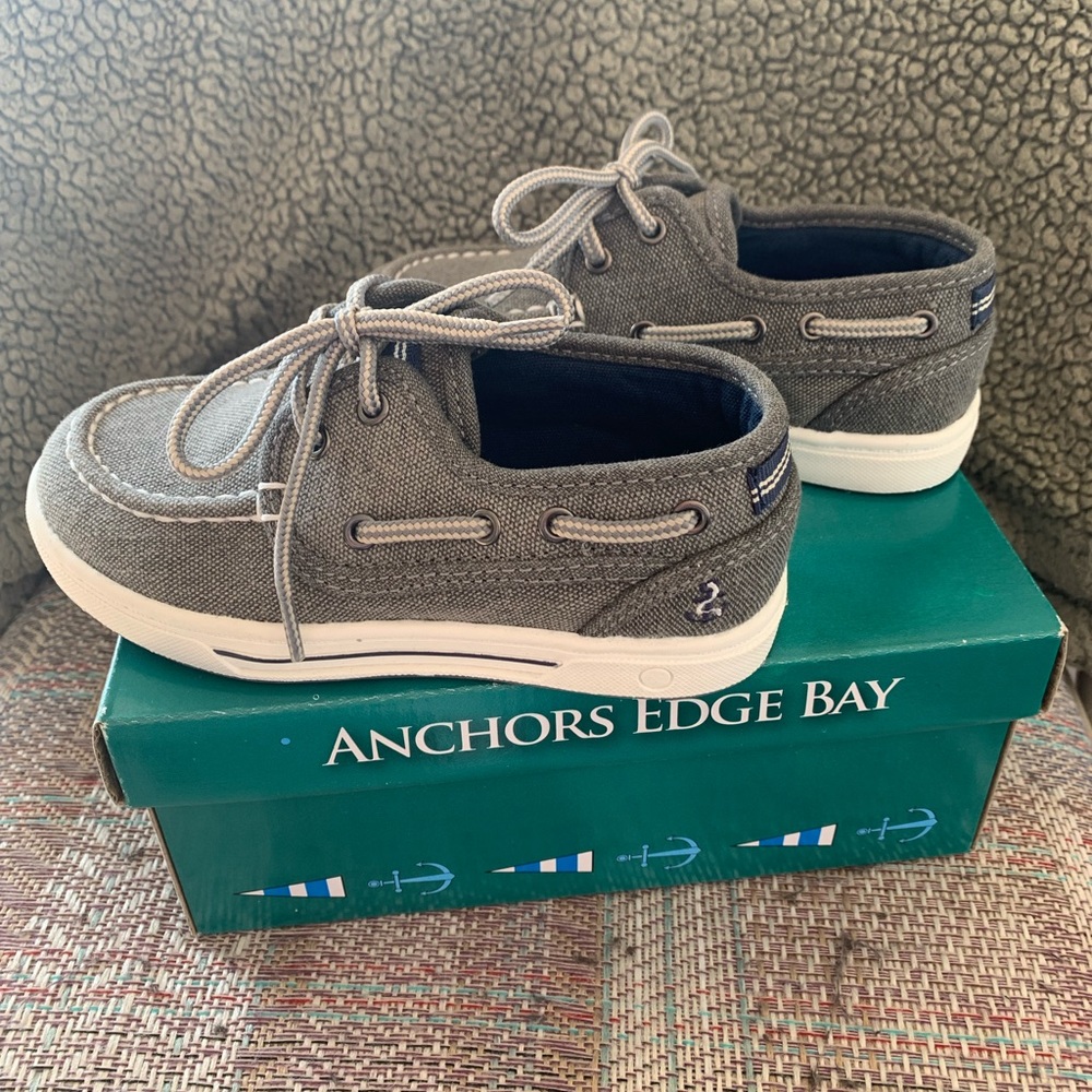 Boat Shoes boys size 10
